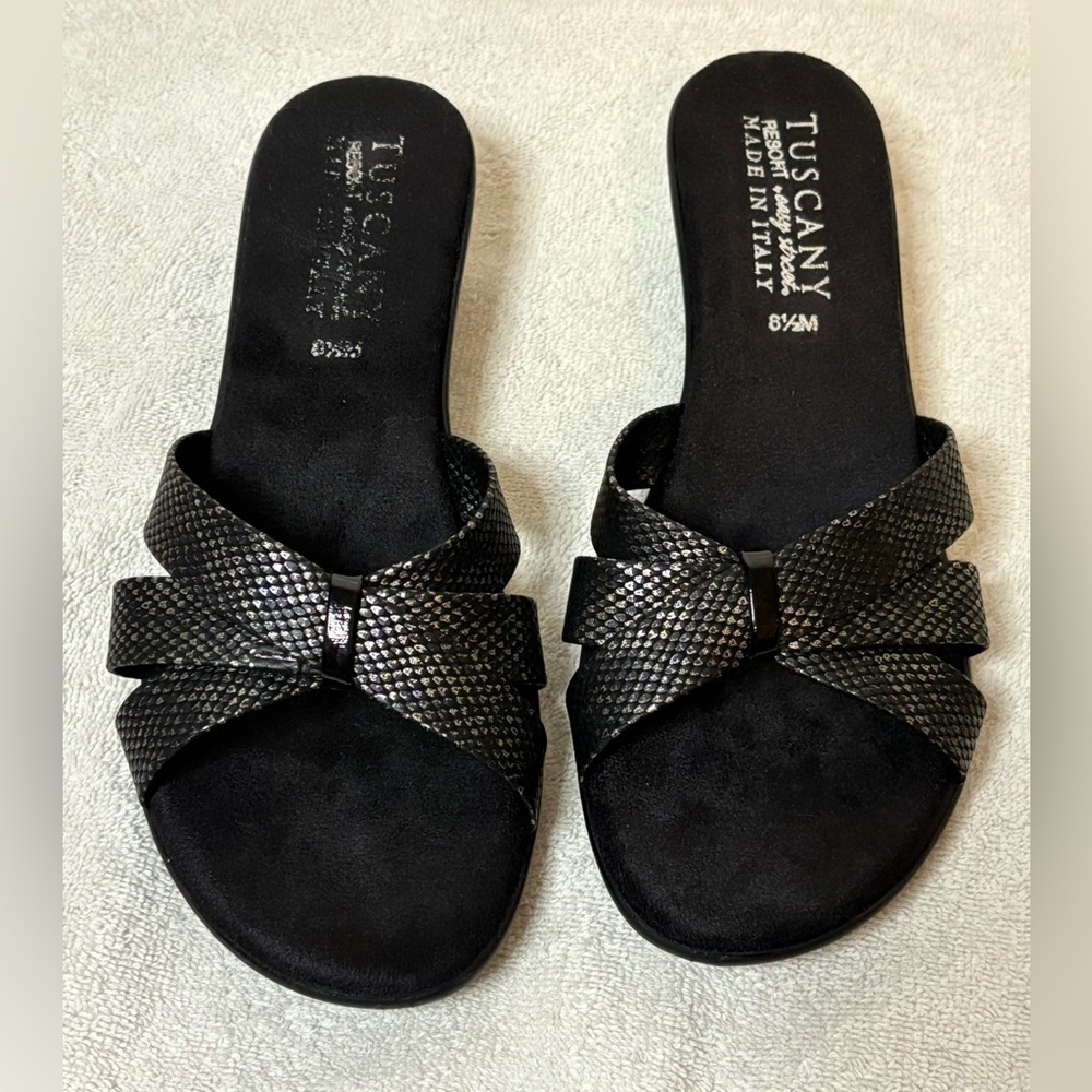 NWOT Tuscany Resort by Easy Street Slide Sandals Metallic Snakeskin Size 6.5M